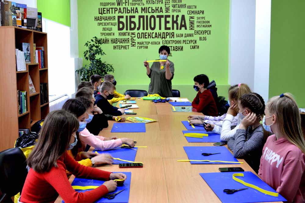 МАЙСТЕР-КЛАС «БРОШКА КУЛЬБАБА»