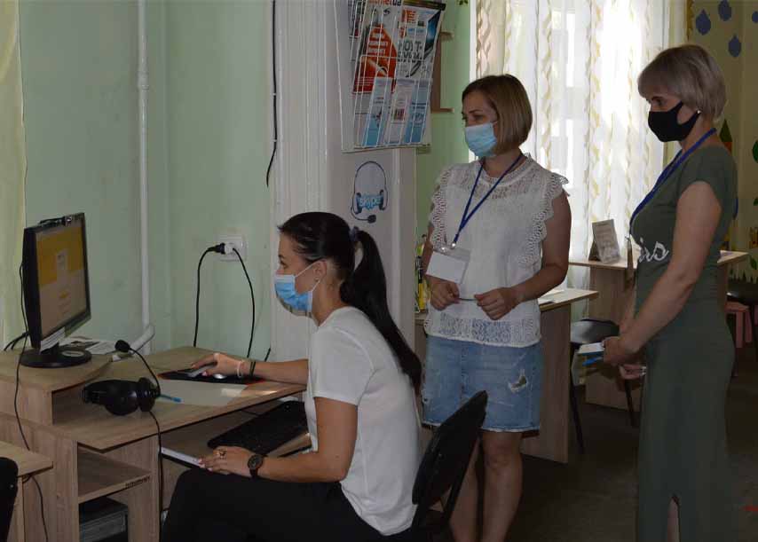 В ОЛЕКСАНДРІЇ ТРИВАЮТЬ ІСПИТИ